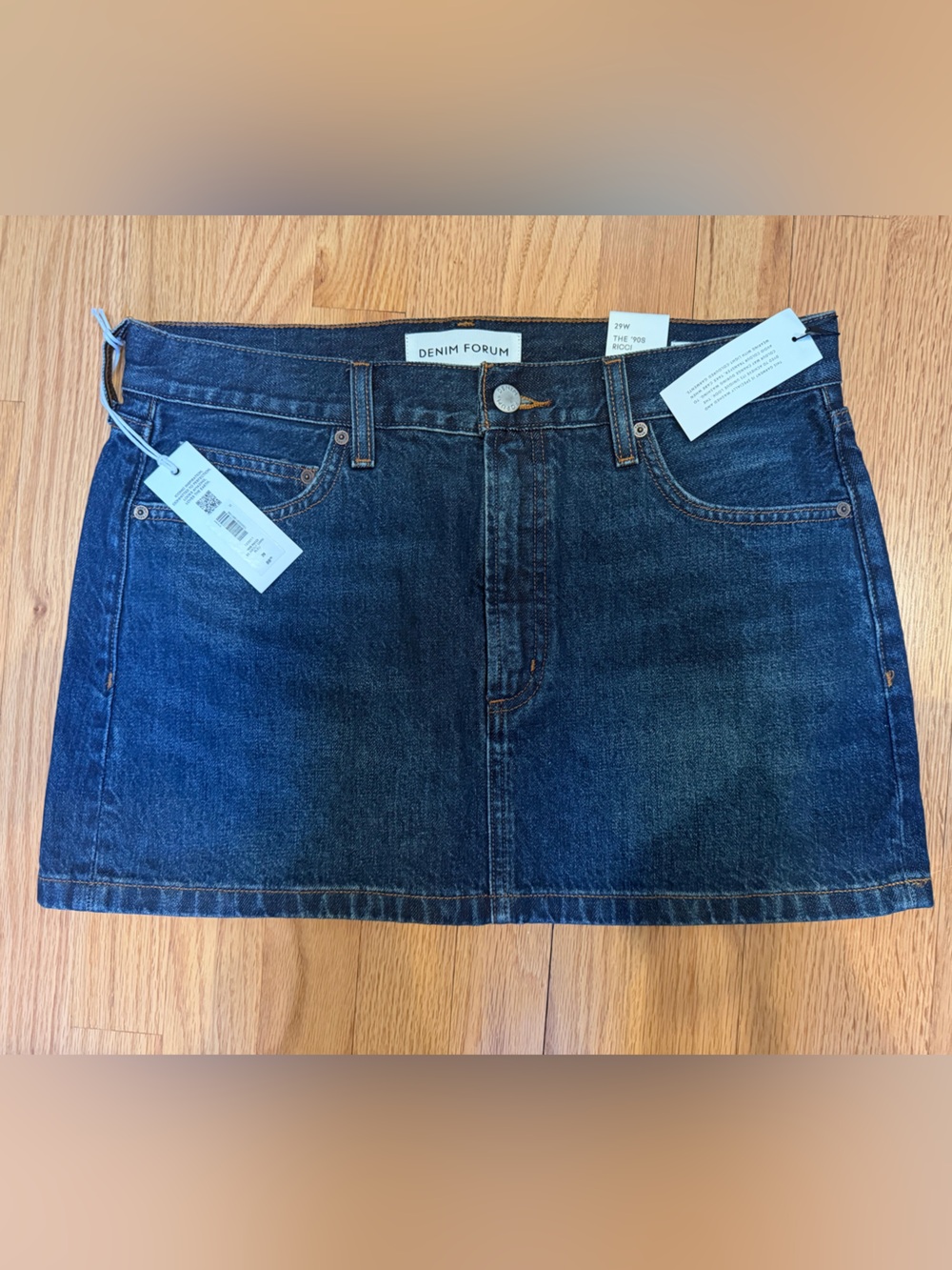 Aritzia Denim Forum The ‘90s Vintage Micro Denim Skirt Size 29 NWT - Picture 9 of 12